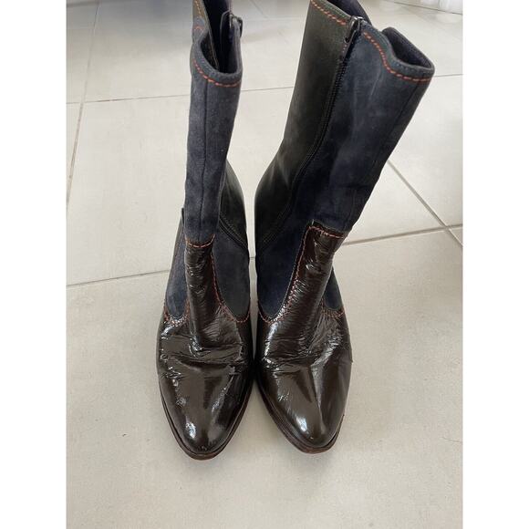 True Religion Calf Boots Leather Suede Buttons Side Zip FLAWS - Picture 7 of 16